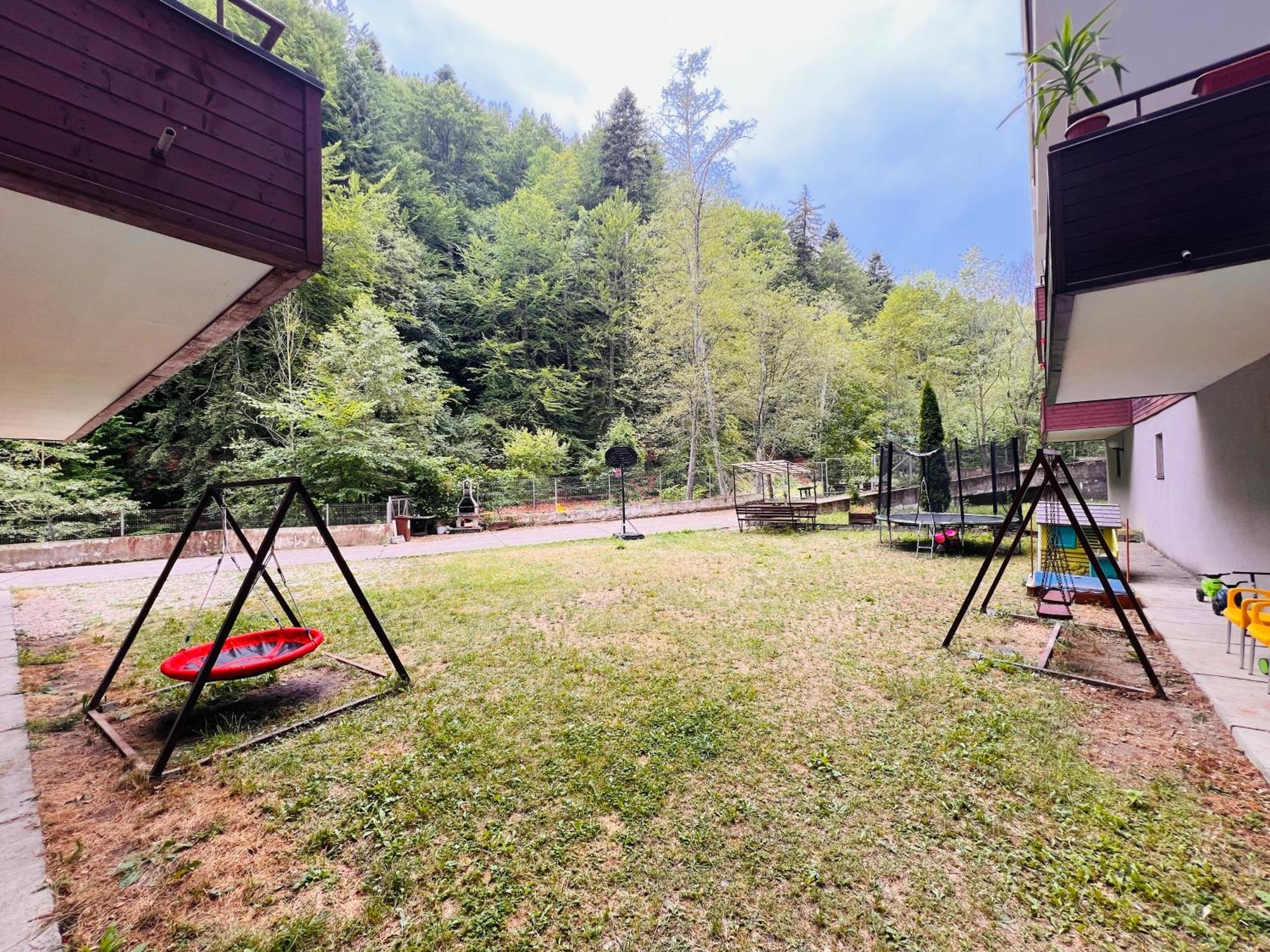 Serenity Suite Sinaia Exteriör bild